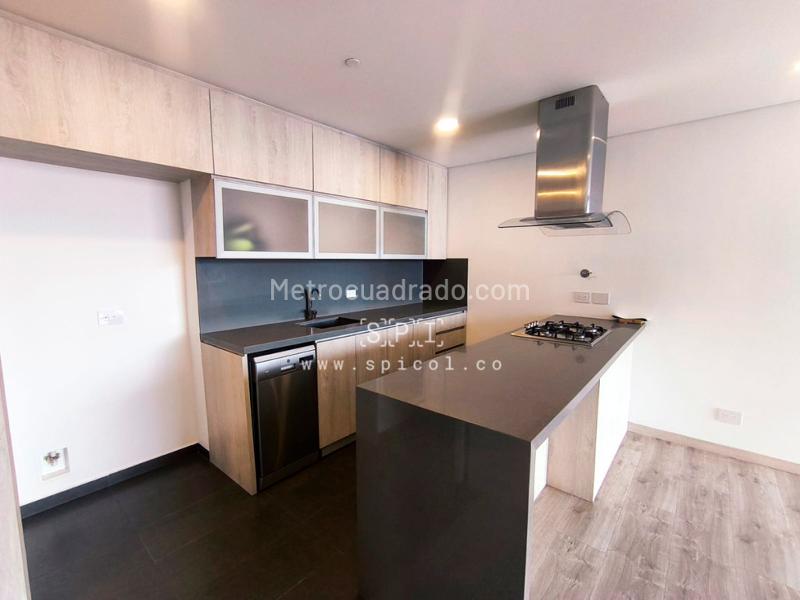 2BR Apartment in Altos Del Poblado (75 m²) - 3