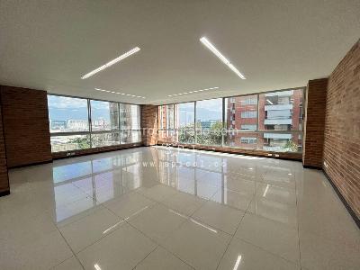 Oficina en Arriendo, El Poblado, Medellín