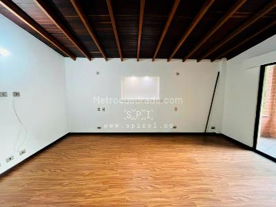 Casa de 4 alcobas en arriendo en El Salado Via La Catedral, Envigado, 430 m² · foto 12 de 20