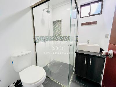 Casa de 4 alcobas en arriendo en El Salado Via La Catedral, Envigado, 430 m² · foto 15 de 20