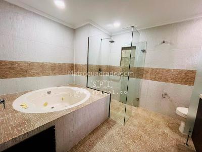 Casa de 4 alcobas en arriendo en El Salado Via La Catedral, Envigado, 430 m² · foto 18 de 20