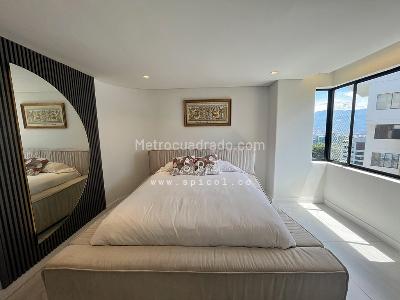 Apartamento de 3 alcobas en venta en San Lucas, Medellín, 420 m² · foto 12 de 20