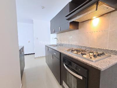 Apartamento de 2 alcobas en arriendo en Los Gonzalez, Medellín, 76 m² · foto 5 de 20