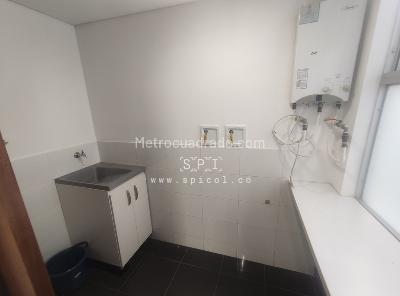 Apartamento en arriendo en El Poblado, Medellín · foto 10 de 20