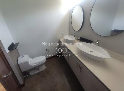 Apartamento en arriendo en El Poblado, Medellín · foto 18 de 20