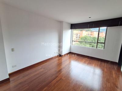Apartamento en venta en Santa Ana Oriental, Bogotá · foto 8 de 17