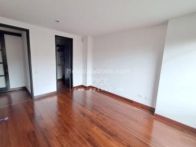 Apartamento en venta en Santa Ana Oriental, Bogotá · foto 9 de 17