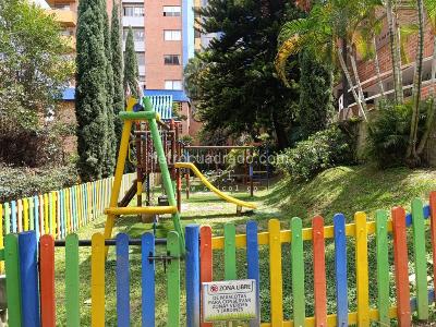 Casa de 5 alcobas en venta en Belen Loma De Los Bernal, Medellín, 156 m² · foto 13 de 20