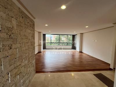 Apartamento de 3 alcobas en arriendo en El Poblado, Medellín, 145 m² · foto 2 de 20