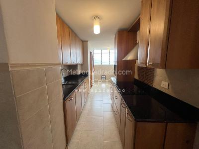 Apartamento de 3 alcobas en arriendo en El Poblado, Medellín, 145 m² · foto 6 de 20
