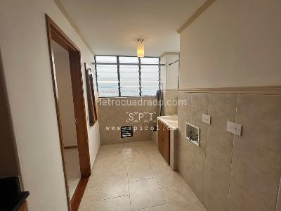 Apartamento de 3 alcobas en arriendo en El Poblado, Medellín, 145 m² · foto 8 de 20