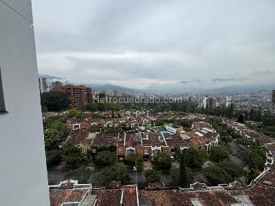 Apartamento de 3 alcobas en arriendo en El Poblado, Medellín, 145 m² · foto 11 de 20