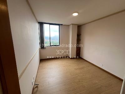 Apartamento de 3 alcobas en arriendo en El Poblado, Medellín, 145 m² · foto 19 de 20
