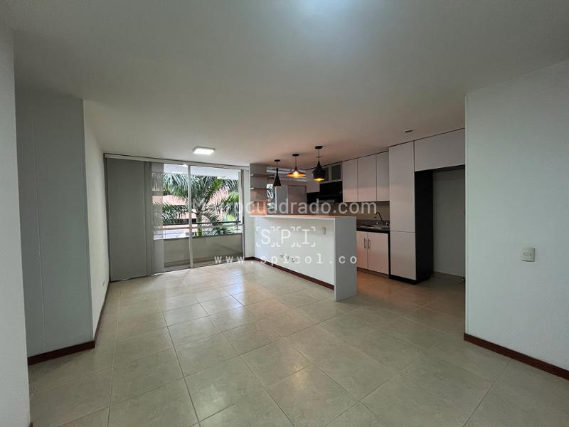 Apartamento en Arriendo, El Esmeraldal, Envigado - Widok 2