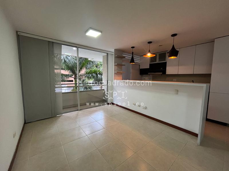 Apartamento en Arriendo, El Esmeraldal, Envigado - Więcej