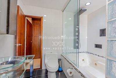 Casa de 4 alcobas en venta en El Tesoro, Medellín, 427 m² · foto 20 de 20