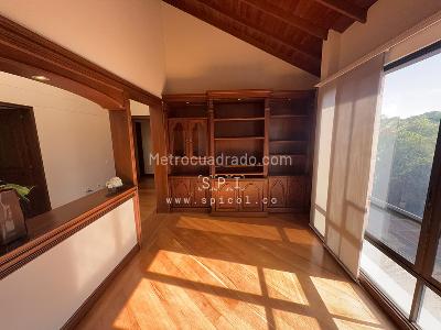 Casa de 3 alcobas en venta en Los Balsos, Medellín, 257 m² · foto 9 de 16