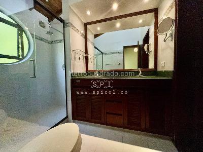Casa de 3 alcobas en venta en Los Balsos, Medellín, 257 m² · foto 12 de 16