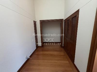 Casa de 3 alcobas en venta en Los Balsos, Medellín, 257 m² · foto 15 de 16