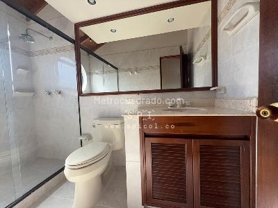 Casa de 3 alcobas en venta en Los Balsos, Medellín, 257 m² · foto 16 de 16