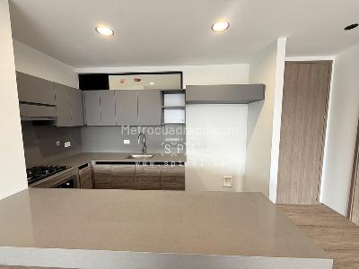 Apartamento de 2 alcobas en venta en Los Balsos, Medellín, 94 m² · foto 4 de 14