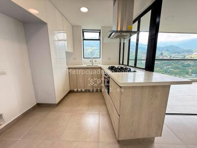 Apartamento de 3 alcobas en venta en Loma De Las Brujas, Envigado, 117 m² · foto 10 de 20