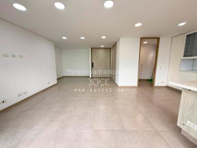 Apartamento de 3 alcobas en venta en Loma De Las Brujas, Envigado, 117 m² · foto 12 de 20