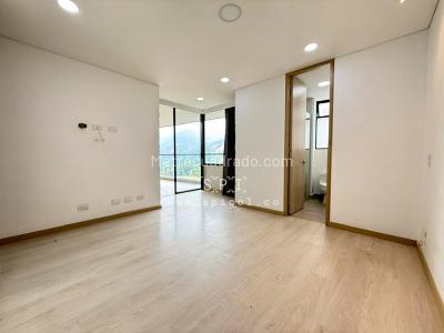 Apartamento de 3 alcobas en venta en Loma De Las Brujas, Envigado, 117 m² · foto 13 de 20