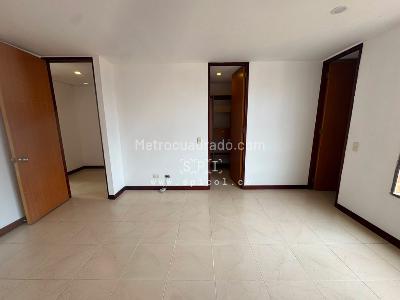 Apartamento de 3 alcobas en arriendo en Alejandria, Medellín, 135 m² · foto 10 de 20