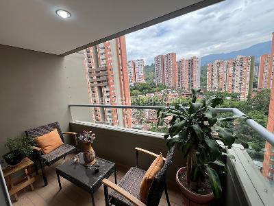 Apartamento de 3 alcobas en venta en San Jose, Sabaneta, 89 m² · foto 7 de 20