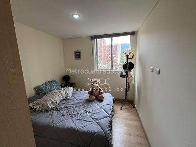 Apartamento de 3 alcobas en venta en San Jose, Sabaneta, 89 m² · foto 17 de 20