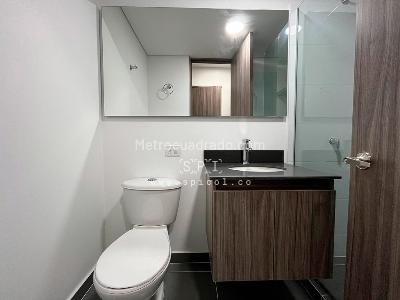 Apartamento en arriendo en Las Palmas, Medellín · foto 3 de 14