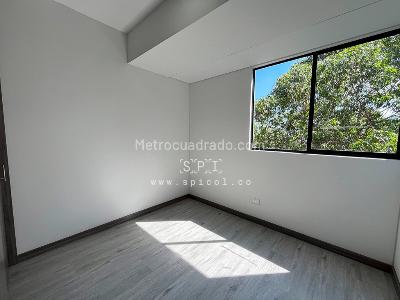 Apartamento en arriendo en Las Palmas, Medellín · foto 8 de 14