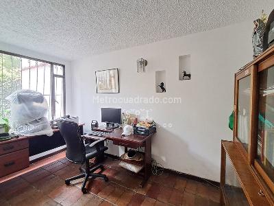 Casa de 3 alcobas en arriendo en El Salitre, Bogotá, 300 m² · foto 13 de 20