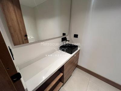 Apartamento en arriendo en El Poblado, Medellín · foto 18 de 20