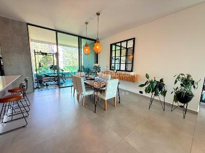 Apartamento de 3 alcobas en venta en Los Balsos, Medellín, 293 m² · foto 4 de 20
