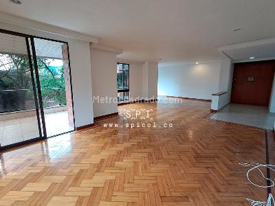 Apartamento de 3 alcobas en venta en Loma De Los Parra, Medellín, 200 m² · foto 4 de 20