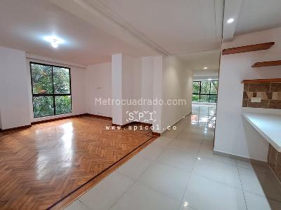 Apartamento de 3 alcobas en venta en Loma De Los Parra, Medellín, 200 m² · foto 7 de 20