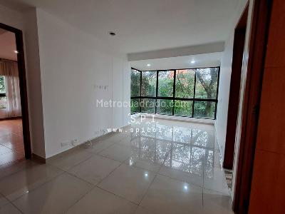 Apartamento de 3 alcobas en venta en Loma De Los Parra, Medellín, 200 m² · foto 11 de 20