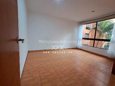 Apartamento de 3 alcobas en venta en Loma De Los Parra, Medellín, 200 m² · foto 17 de 20