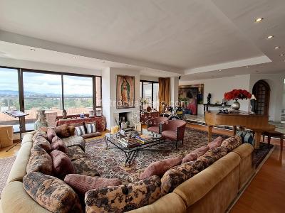 Apartamento de 4 alcobas en venta en Club De Los Lagartos, Bogotá, 384 m² · foto 2 de 20