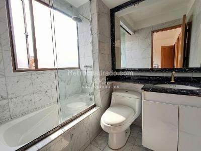 Apartamento de 4 alcobas en venta en Club De Los Lagartos, Bogotá, 384 m² · foto 11 de 20