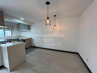 Apartamento en arriendo en Loma De Las Brujas, Envigado · foto 4 de 16