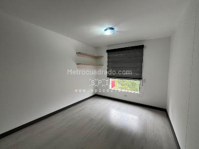 Apartamento en arriendo en Loma De Las Brujas, Envigado · foto 12 de 16