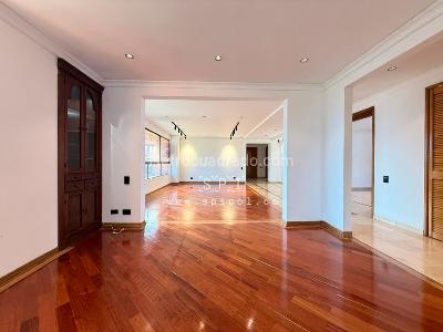 Apartamento en arriendo en Los Balsos, Medellín · foto 20 de 20