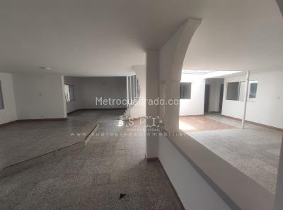 Casa de 4 alcobas en venta en Conquistadores, Medellín, 293 m² · foto 6 de 20