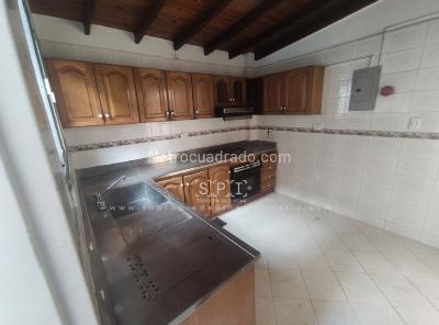 Casa de 4 alcobas en venta en Conquistadores, Medellín, 293 m² · foto 11 de 20