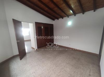 Casa de 4 alcobas en venta en Conquistadores, Medellín, 293 m² · foto 12 de 20