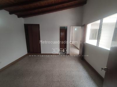 Casa de 4 alcobas en venta en Conquistadores, Medellín, 293 m² · foto 13 de 20