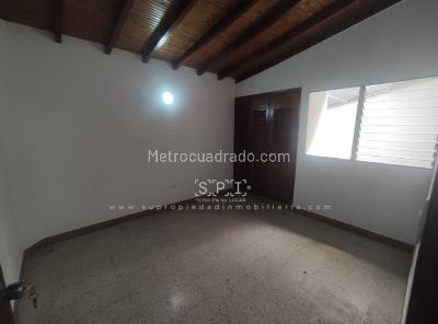 Casa de 4 alcobas en venta en Conquistadores, Medellín, 293 m² · foto 15 de 20